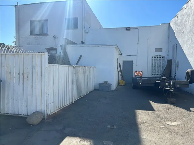602 W Whittier Boulevard, Montebello, California 90640
