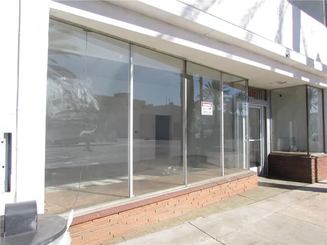 602 W Whittier Boulevard, Montebello, California 90640