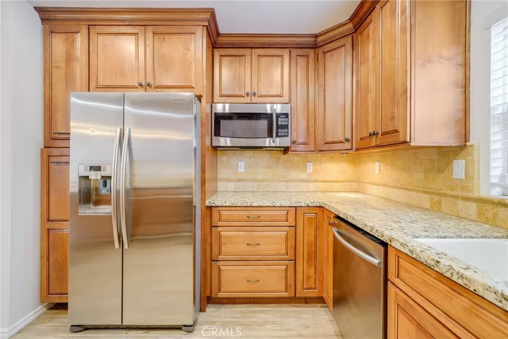 17469 Burma Street, Encino, California 91316