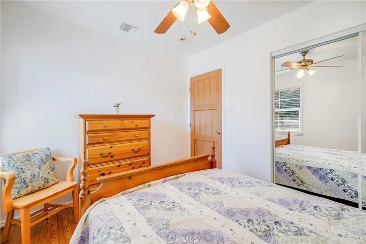 17469 Burma Street, Encino, California 91316