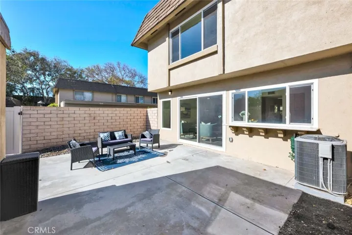 10295 Columbia River, Fountain Valley, California 92708