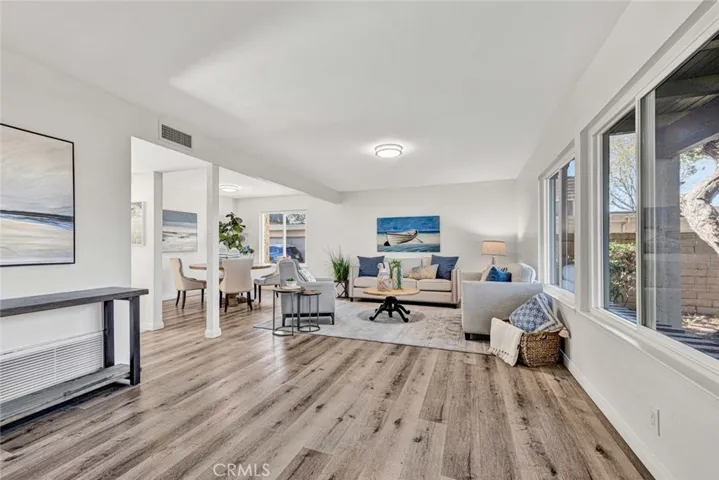 10295 Columbia River, Fountain Valley, California 92708