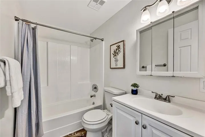 10295 Columbia River, Fountain Valley, California 92708
