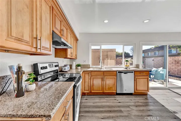 10295 Columbia River, Fountain Valley, California 92708