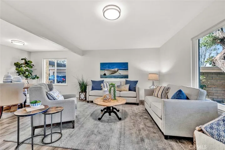 10295 Columbia River, Fountain Valley, California 92708