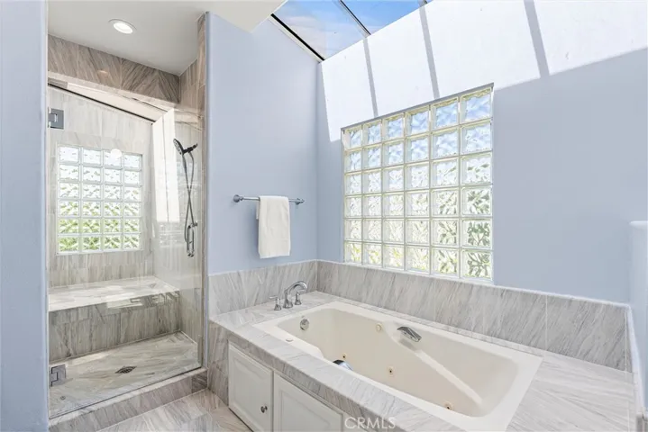 1323 17th Street, Manhattan Beach, California 90266