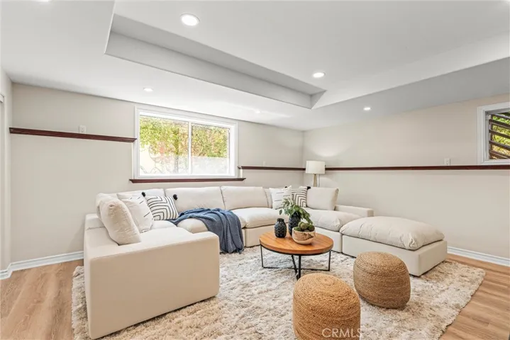 1323 17th Street, Manhattan Beach, California 90266
