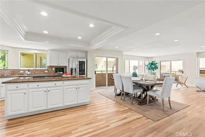 1323 17th Street, Manhattan Beach, California 90266
