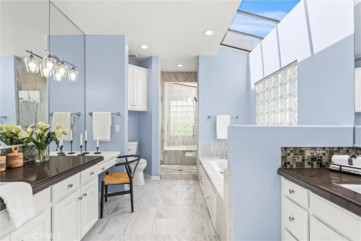 1323 17th Street, Manhattan Beach, California 90266