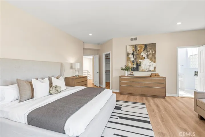 1323 17th Street, Manhattan Beach, California 90266