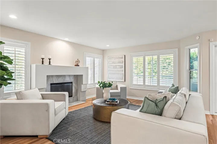1323 17th Street, Manhattan Beach, California 90266