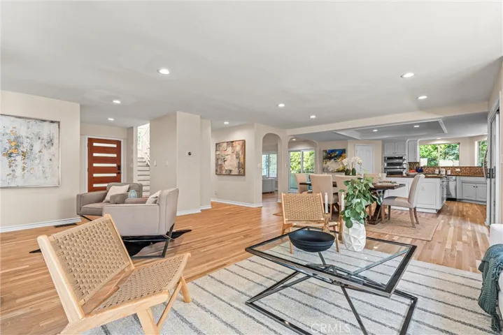 1323 17th Street, Manhattan Beach, California 90266