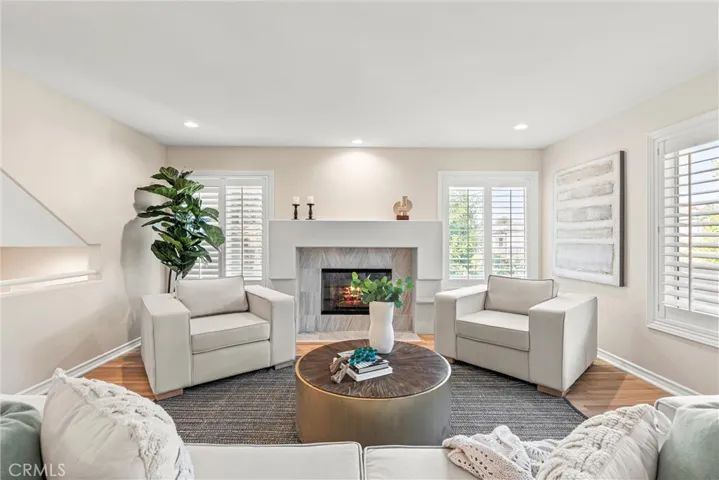 1323 17th Street, Manhattan Beach, California 90266
