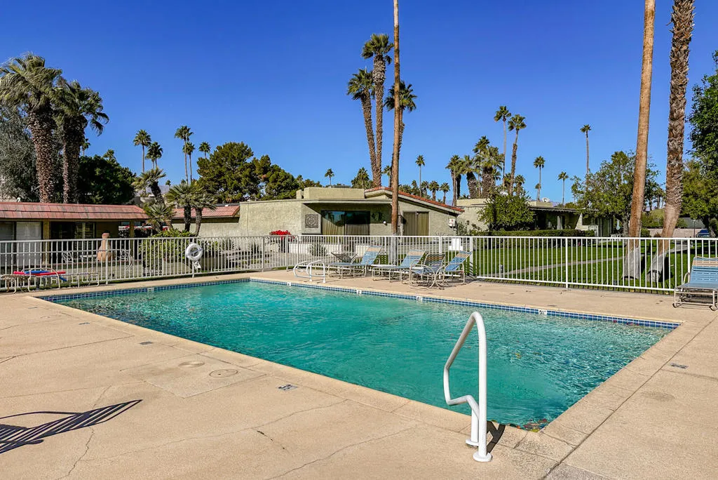 35304 Paseo Circulo W, Cathedral City, California 92234 home-pic-28