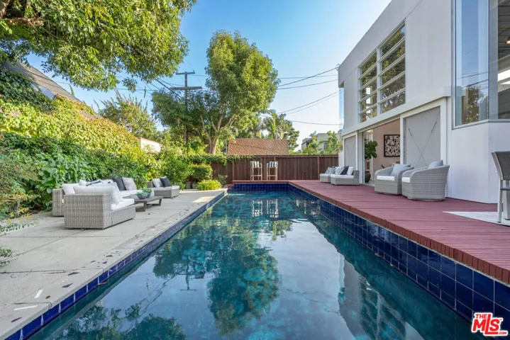 620 N Cherokee Avenue, Los Angeles, California 90004