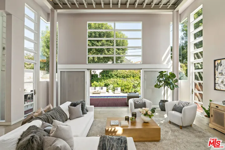 620 N Cherokee Avenue, Los Angeles, California 90004