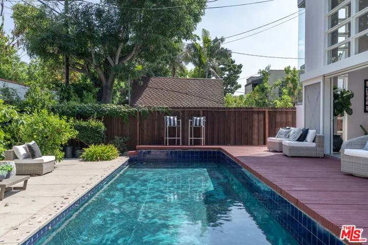 620 N Cherokee Avenue, Los Angeles, California 90004