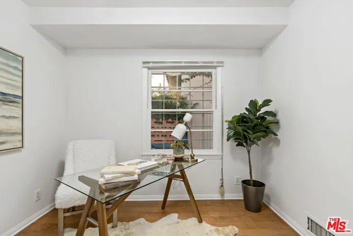 620 N Cherokee Avenue, Los Angeles, California 90004