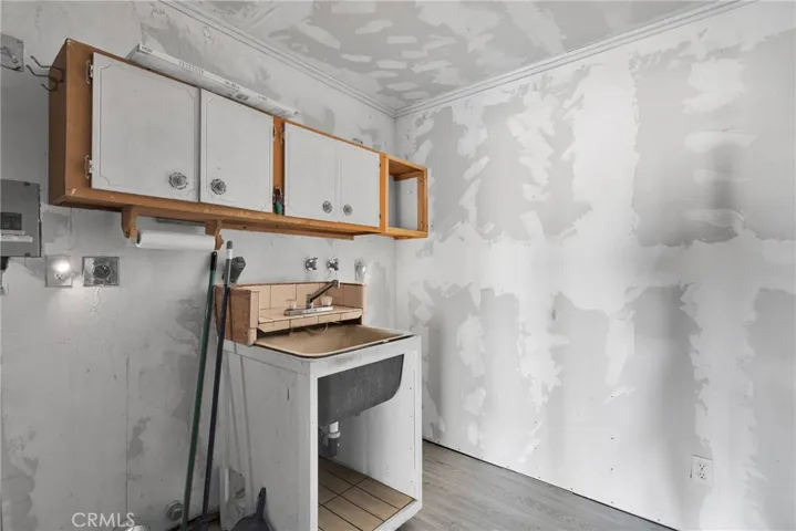 Indoor laundry just waiting for the perfect paint color