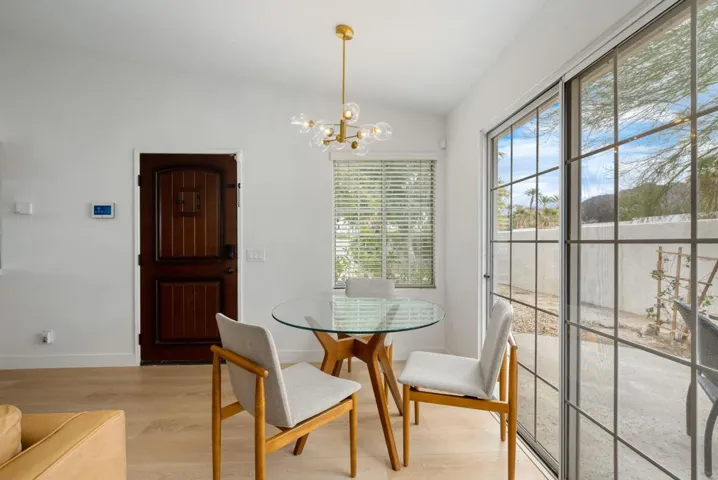 Breakfast Nook