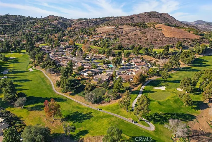 4331 Los Padres Drive, Fallbrook, California 92028