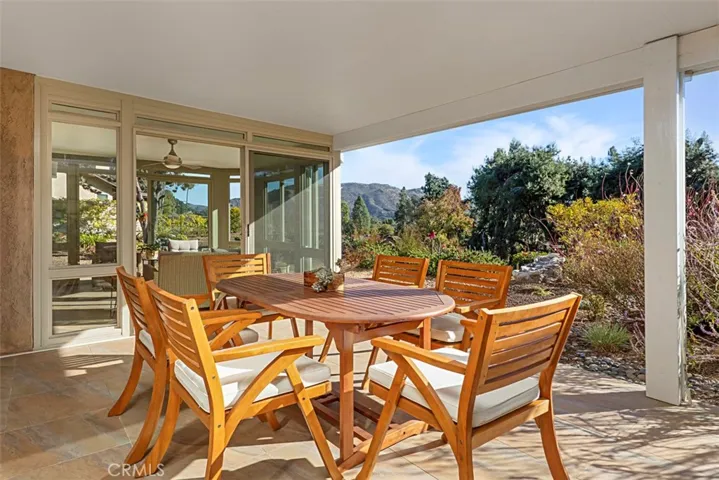 4331 Los Padres Drive, Fallbrook, California 92028