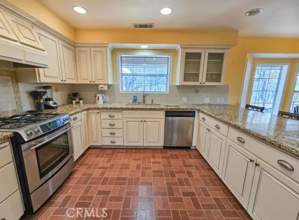 19035 Bonita Road, Red Bluff, California 96080