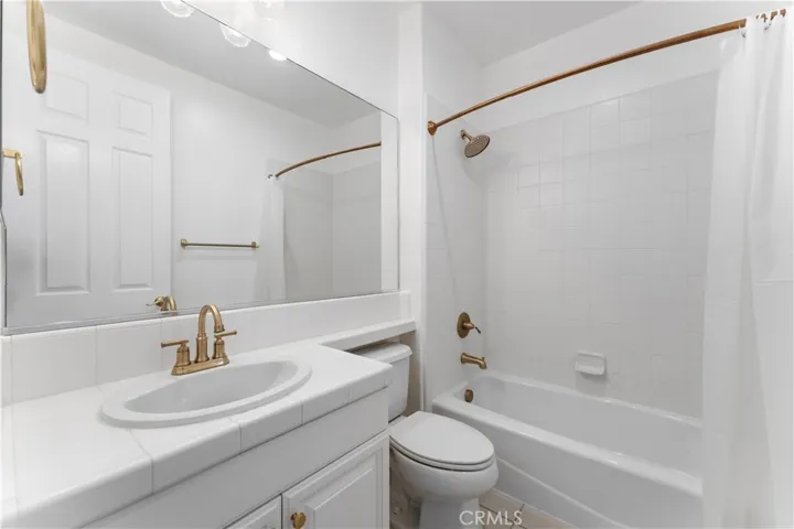 17862 Via Roma, Yorba Linda, California 92886