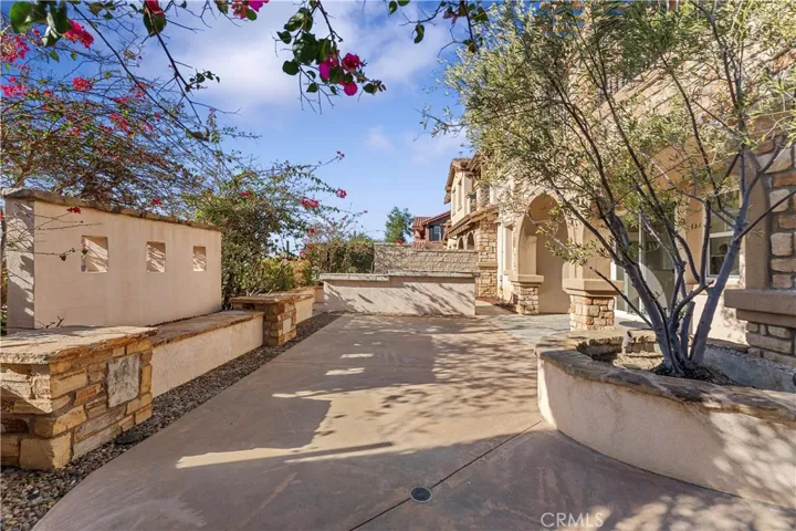 17862 Via Roma, Yorba Linda, California 92886