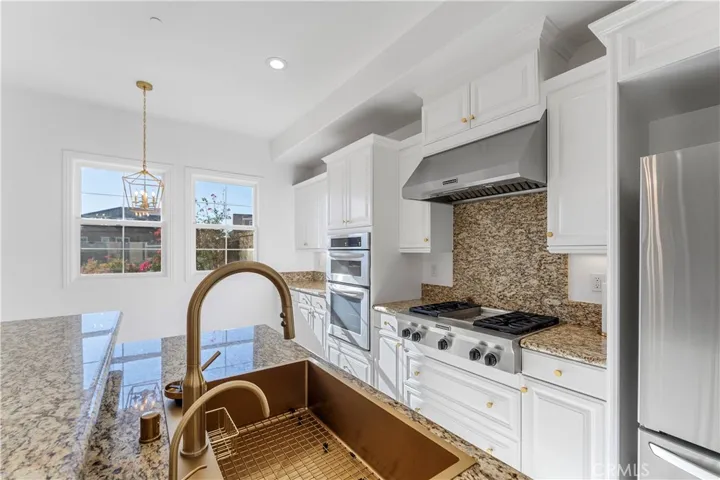 17862 Via Roma, Yorba Linda, California 92886