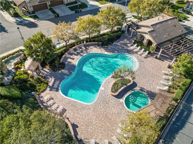 17862 Via Roma, Yorba Linda, California 92886