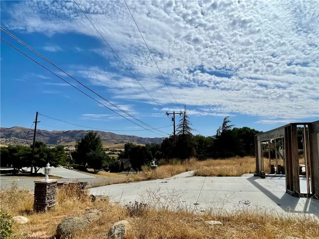 22912 Larkspur Court, Tehachapi, California 93561