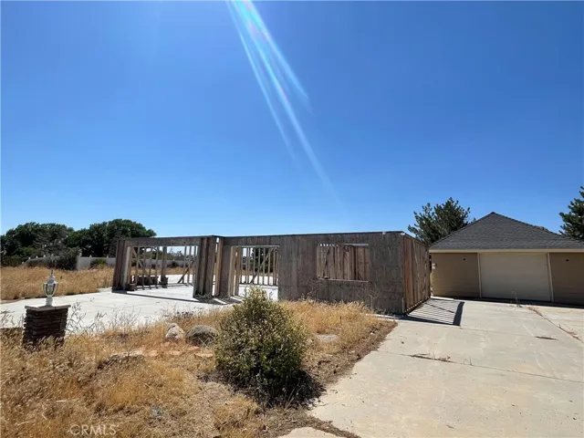 22912 Larkspur Court, Tehachapi, California 93561