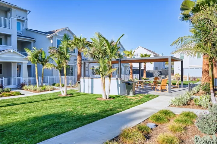 2448 Haley Point Drive 105, Ventura, California 93003