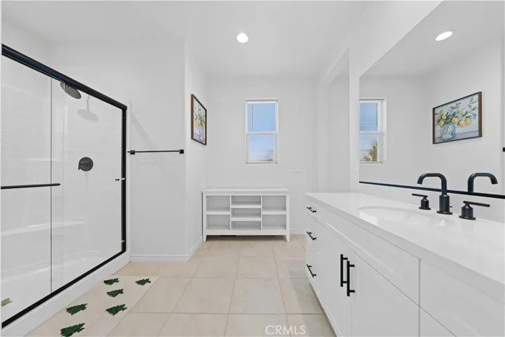 933 E Wonder Lane, Glendora, California 91740