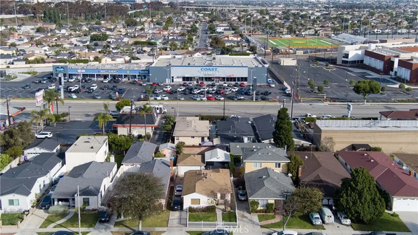 5009 W 129th Street, Hawthorne, California 90250