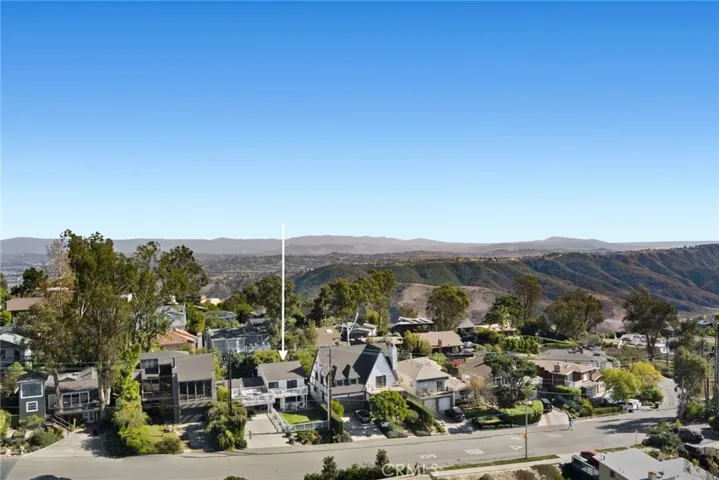 Walking distance to hiking trails and elementary school