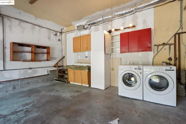 3115 Harrison St, Oakland, California 94611