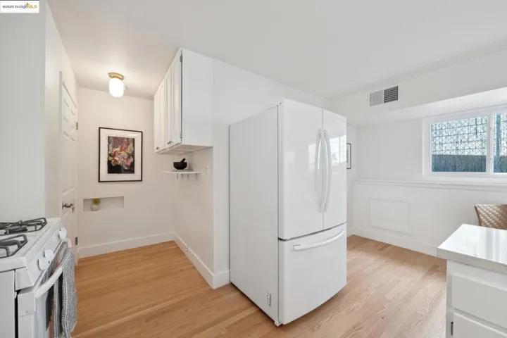 3115 Harrison St, Oakland, California 94611