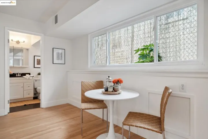 3115 Harrison St, Oakland, California 94611