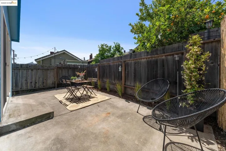 3115 Harrison St, Oakland, California 94611