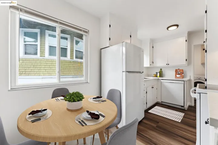 3115 Harrison St, Oakland, California 94611