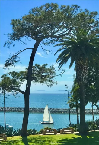 2824 Ocean Boulevard, Corona Del Mar, California 92625