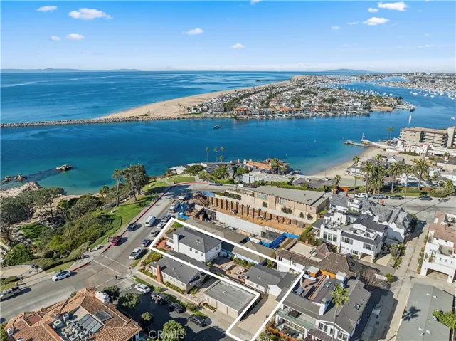 2824 Ocean Boulevard, Corona Del Mar, California 92625