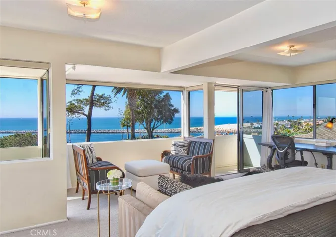 2824 Ocean Boulevard, Corona Del Mar, California 92625