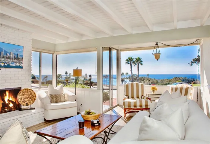 2824 Ocean Boulevard, Corona Del Mar, California 92625