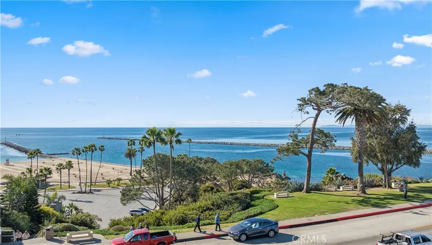 2824 Ocean Boulevard, Corona Del Mar, California 92625
