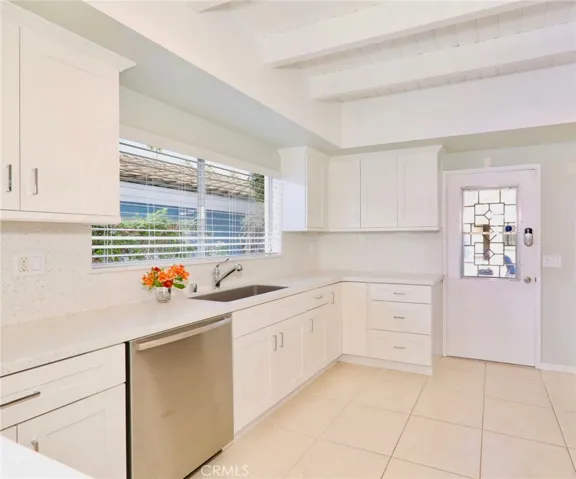 2824 Ocean Boulevard, Corona Del Mar, California 92625