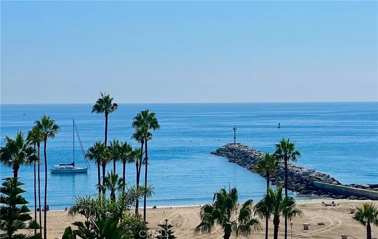 2824 Ocean Boulevard, Corona Del Mar, California 92625