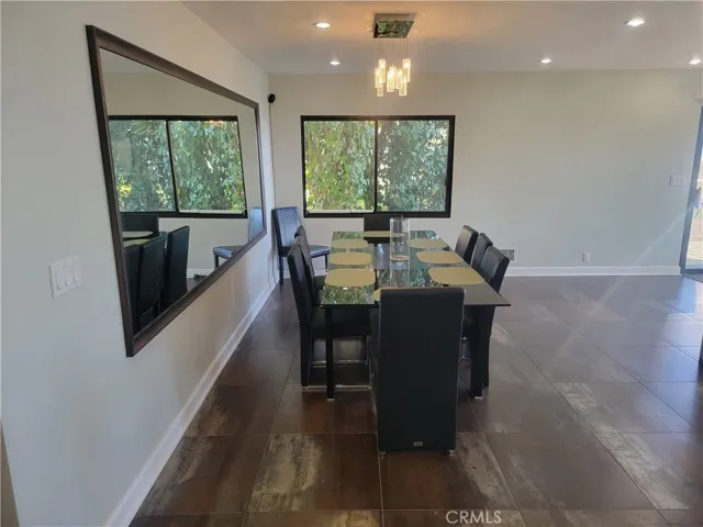 Dining area off kitchen